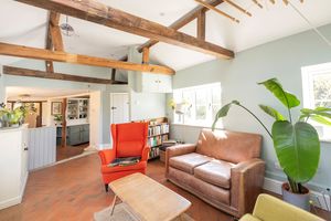 Photo 25- click for photo gallery